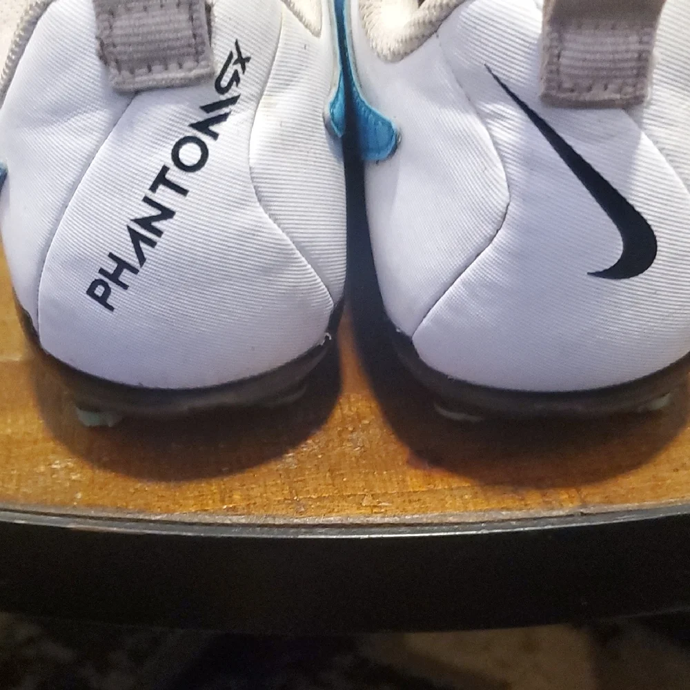Nike Phantom Gx Elite Kids Blue and Pink Soccer Cleat